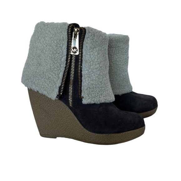 MICHAEL KORS booties Suede Fur Shearling cuff Wedge Bootie Gold MK Zipper 5 1/2 - Picture 1 of 12